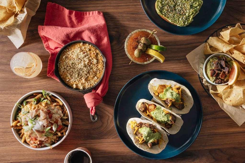 Hotel Tupelo, A Wyndham Hotel Restaurant bilde